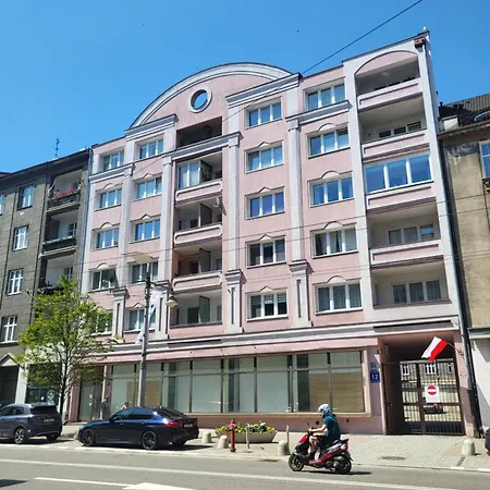 Appartamento Swietojanska 12 *